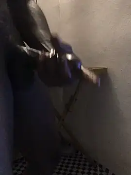 Show de candospiriy na webcam