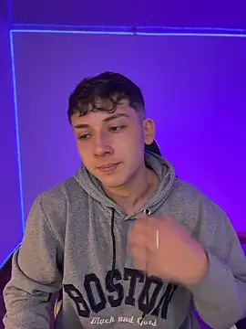 Chat XXX en directo de oliver_kyy