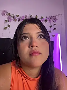 XXX chat uživo modela alisson_carolina73