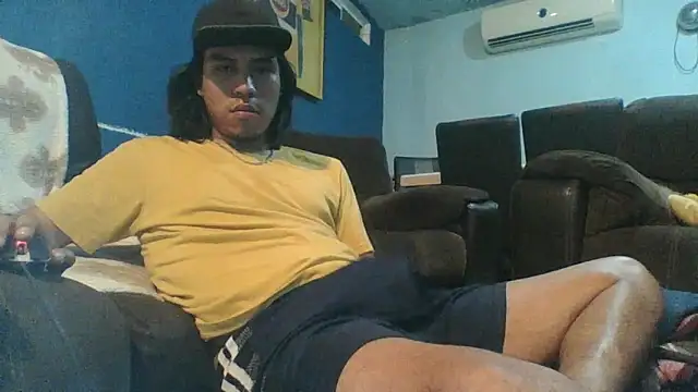 AlexAlejandro13's Live XXX Chat