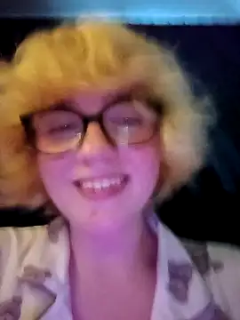 mcjbgfhgjhiiilllufjyf's Live XXX Chat