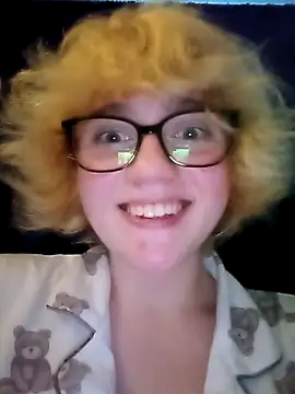 mcjbgfhgjhiiilllufjyf Chat XXX in diretta