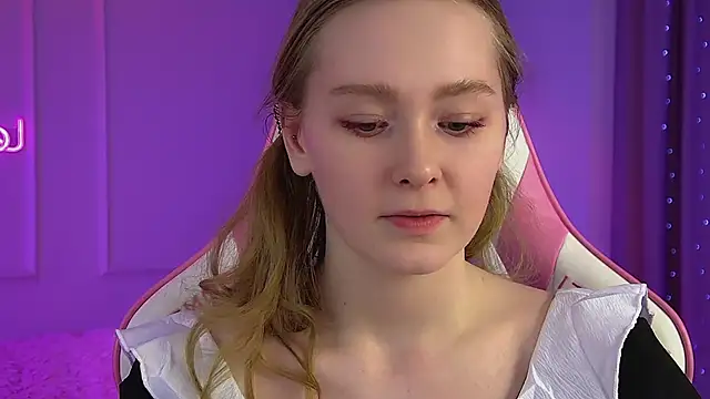 XXX chat uživo modela AgataFoxley