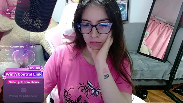 XXX chat uživo modela Maggie_Fox3