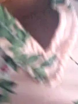 Priya_Bong Show in webcam