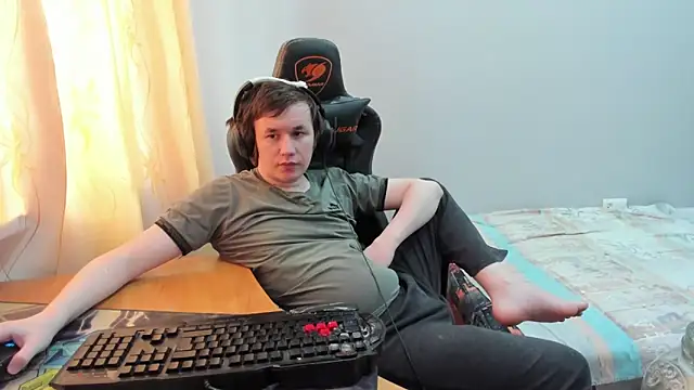 iliaskrislove Show Webcam