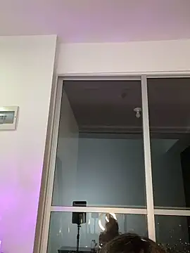 caritoo21 Adlı Modelin Canlı XXX Sohbeti