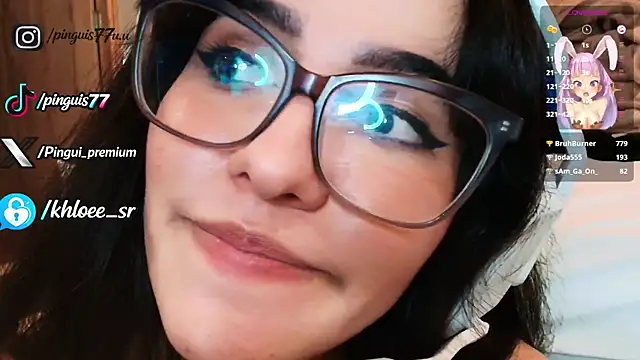 Онлайн чат XXX khloe_sr