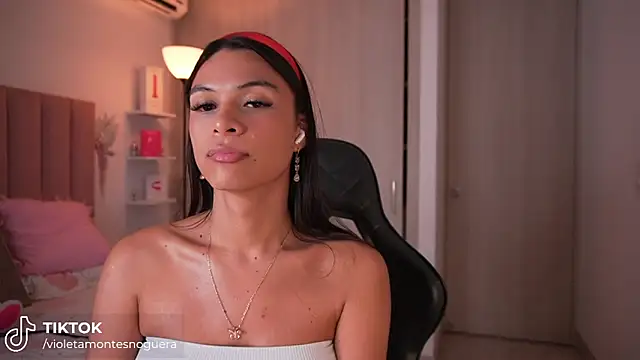 Chatroom XXX en direct de RubiOberli