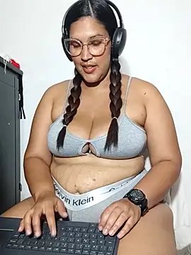 XXX chat uživo modela Ivy_horse_