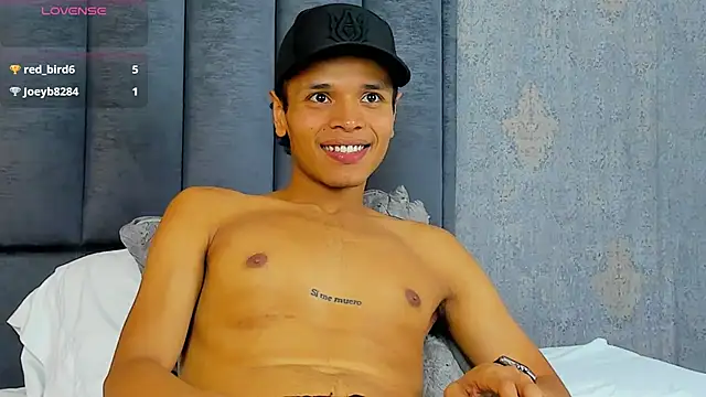 Alejandroo_Montenegroのウェブカメラショー