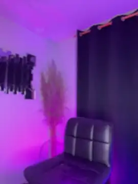 XXX chat uživo modela _Valery_tw