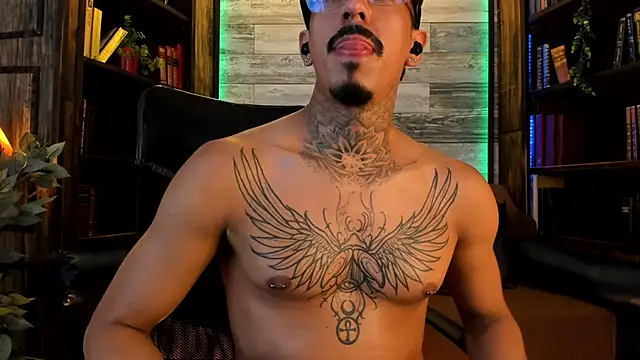 Donovan_Desmond 现场XXX聊天