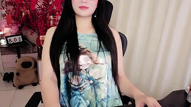 JENNIE-16's Live XXX Chat