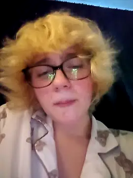 mcjbgfhgjhiiilllufjyf Chat XXX in diretta