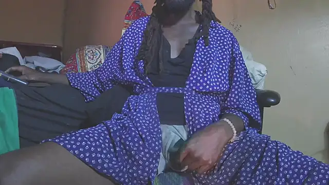 EYEzIAM Live XXX-Chat