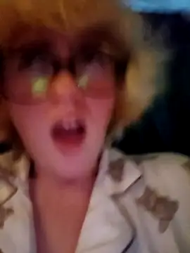 mcjbgfhgjhiiilllufjyf 现场XXX聊天