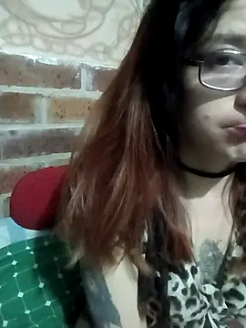 XXX chat uživo modela _Alaskamisa