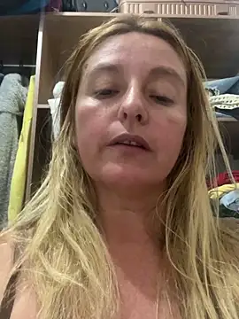 moniquerainx's Webcam Show