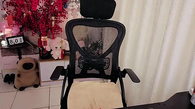 JENNIE-16 即時 XXX 聊天