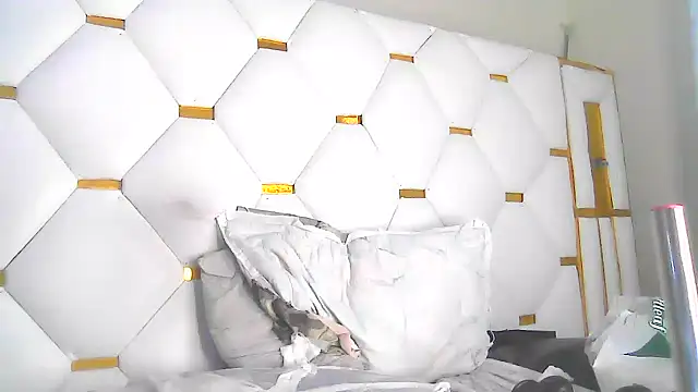 _NOWA-LUXEY 现场XXX聊天