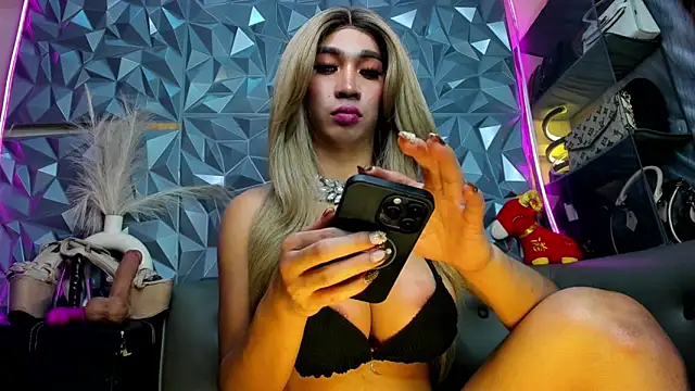 Pertunjukan Kamera Web TopTierMISTRESSS_XX