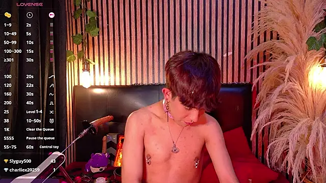 Angeldust19 即時 XXX 聊天