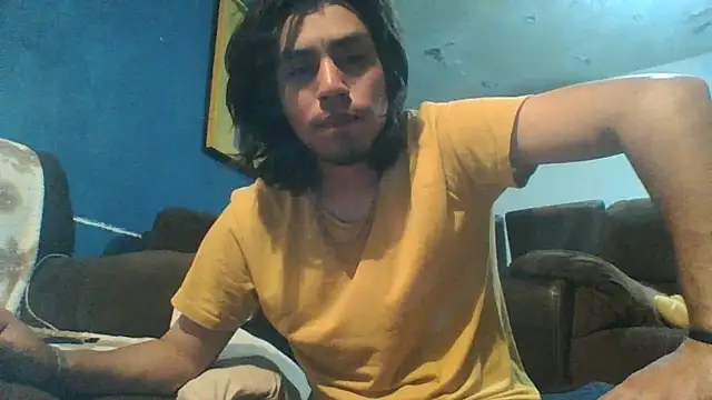 AlexAlejandro13 Adlı Modelin Canlı XXX Sohbeti