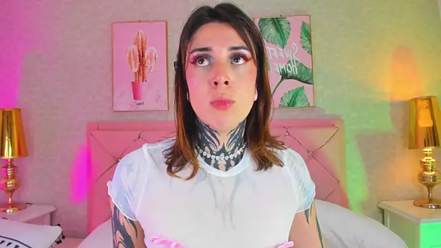 Chat XXX en directo de mystikdoll