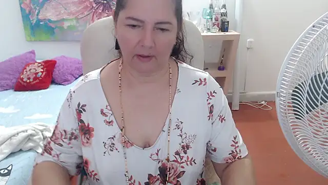 leonela_69 – Live XXX-chat