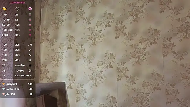 Chat +18 de QutieDaSweet ao vivo