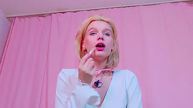 MeowthLilu Chat XXX in diretta