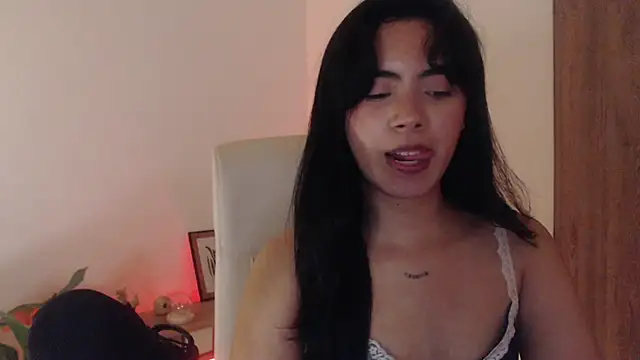 Mia_lali's Live XXX Chat