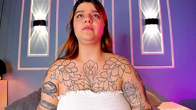 julieta_zc's Live XXX Chat