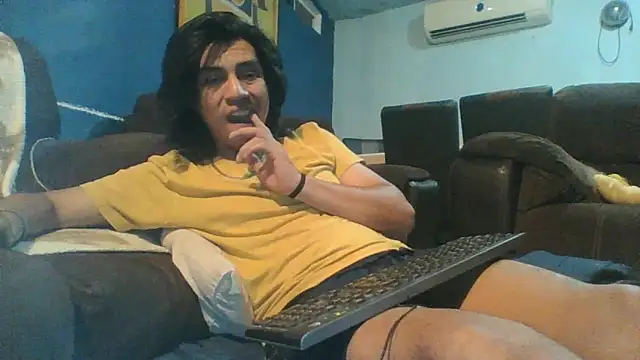 AlexAlejandro13's Live XXX Chat