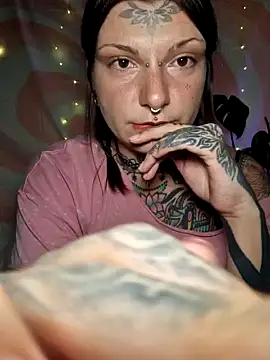 lizzardqueeen Pertunjukan Webcam