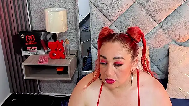 Chat +18 de Sarah__Moonx ao vivo