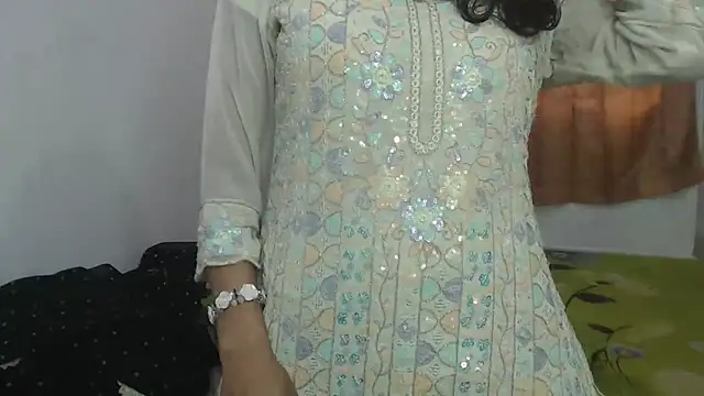 Pokazy przed kamerką – mariyaqueen