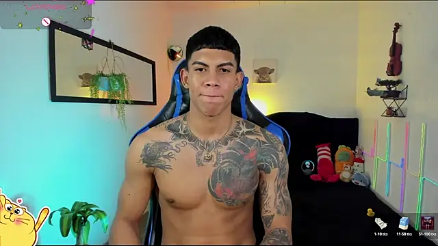 Damian_latinxxx's Live XXX Chat