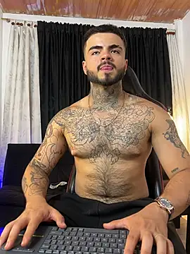 Benjii_Carter1's Live XXX Chat