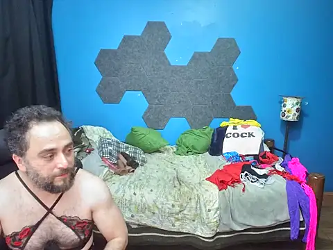 MachoPutito: вебкам-шоу