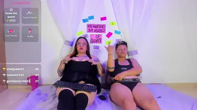 دردشة MiaYMolly الجنسية المباشرة