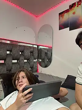 Alex_and_Fabian: απευθείας συνομιλία ΧΧΧ