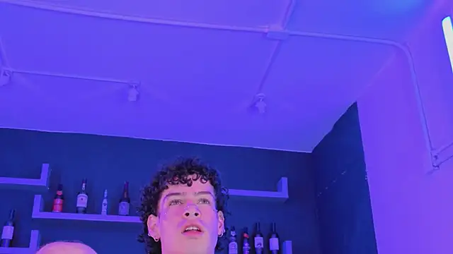 nova_salvatore: απευθείας συνομιλία ΧΧΧ