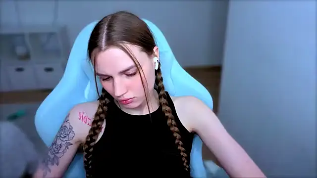 Živý XXX chat StellaLawless