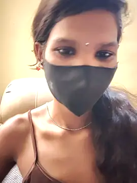 ramyasri- Chat XXX in diretta