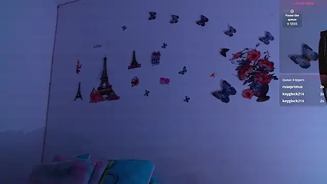 Živý XXX chat Emelyross_