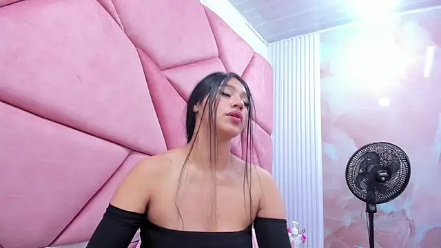 Mariana_Prin Chat XXX in diretta