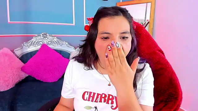 Živý XXX chat TaraTaylorr