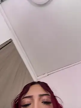 MylaDreams 即時 XXX 聊天